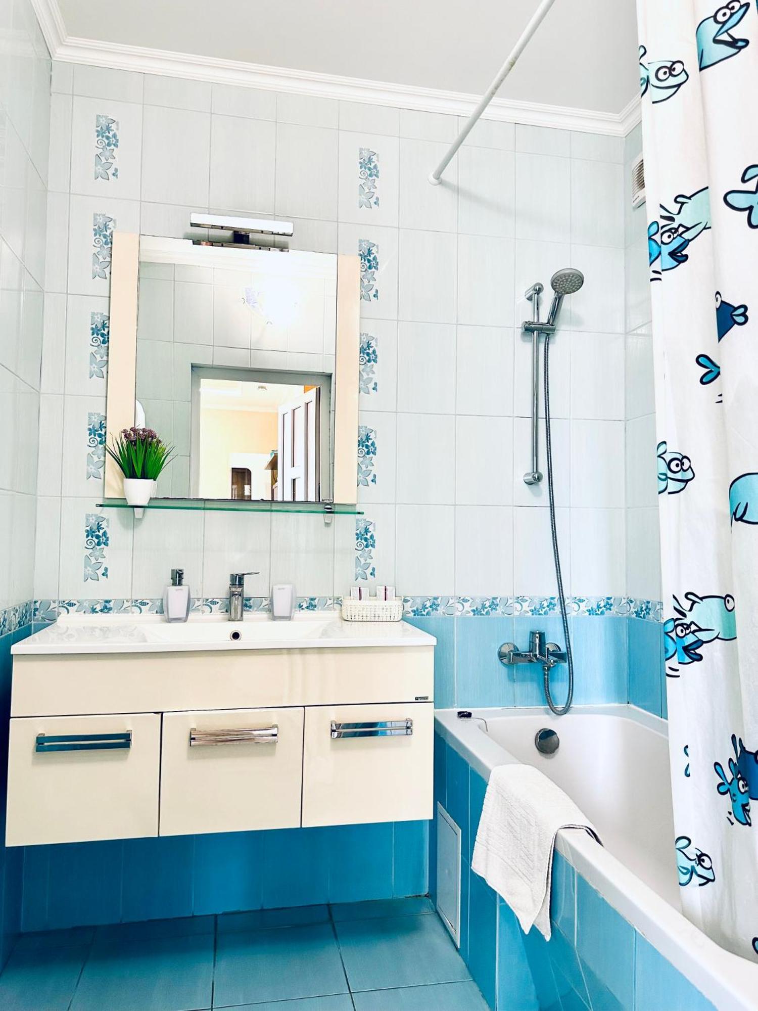 Apartments With A Coffee Machine In The City Center, Near A Park And Zlata Plaza Rivne Luaran gambar